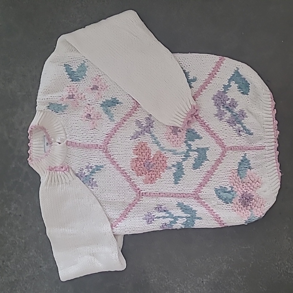 VINTAGE MAGGIE LAWRENCE FLORAL SWEATER